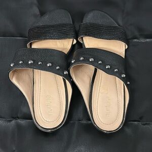 Nurture Black Sandals - Size 6.5